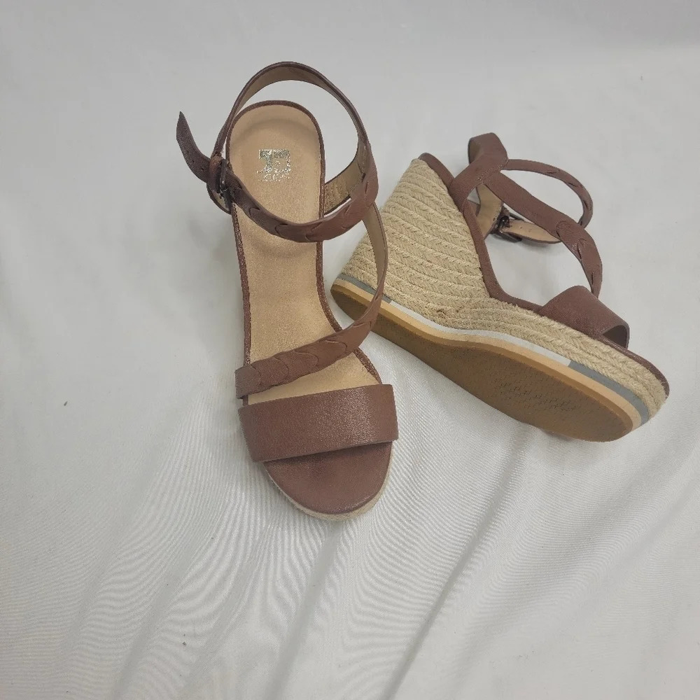 Joe's | Rane Wedge Brown Leather Ankle Strap size 9.5 - Picture 2 of 13